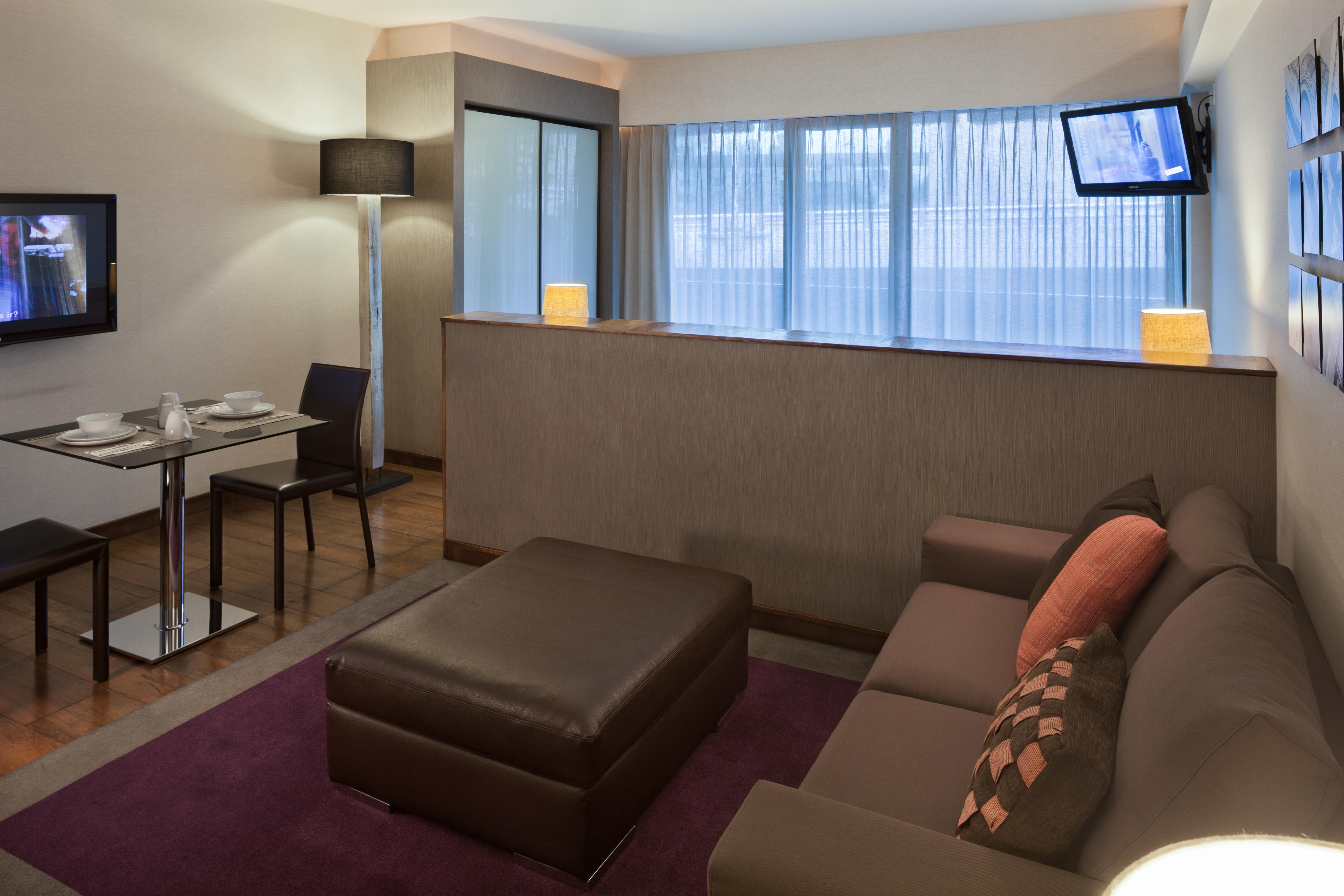 Las Suites Campos Eliseos Мексико Сити Екстериор снимка