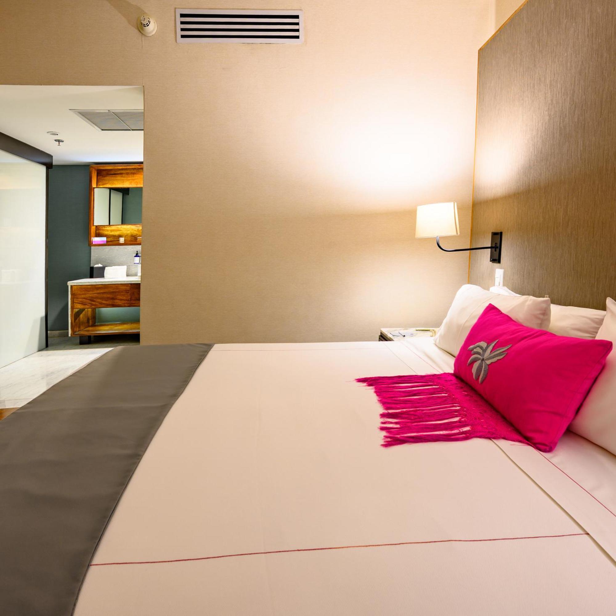 Las Suites Campos Eliseos Мексико Сити Екстериор снимка