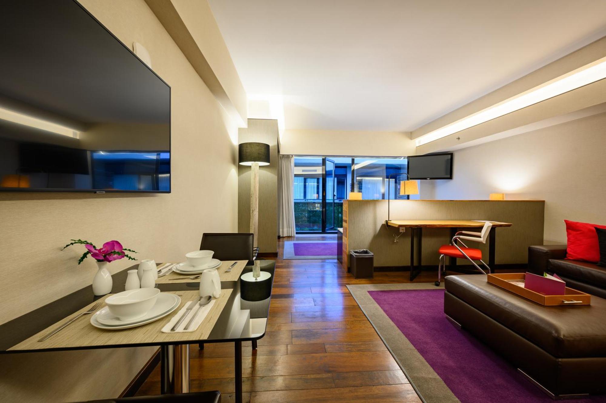 Las Suites Campos Eliseos Мексико Сити Екстериор снимка