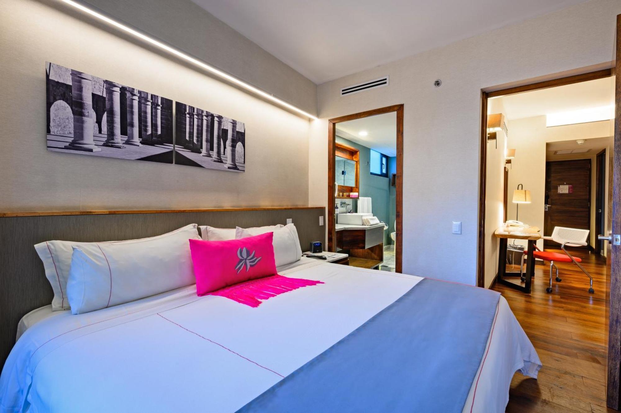 Las Suites Campos Eliseos Мексико Сити Екстериор снимка