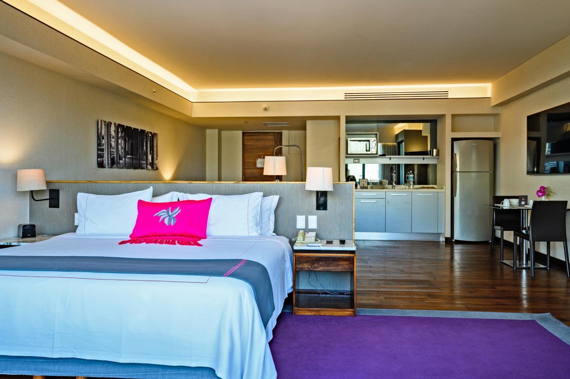 Las Suites Campos Eliseos Мексико Сити Екстериор снимка