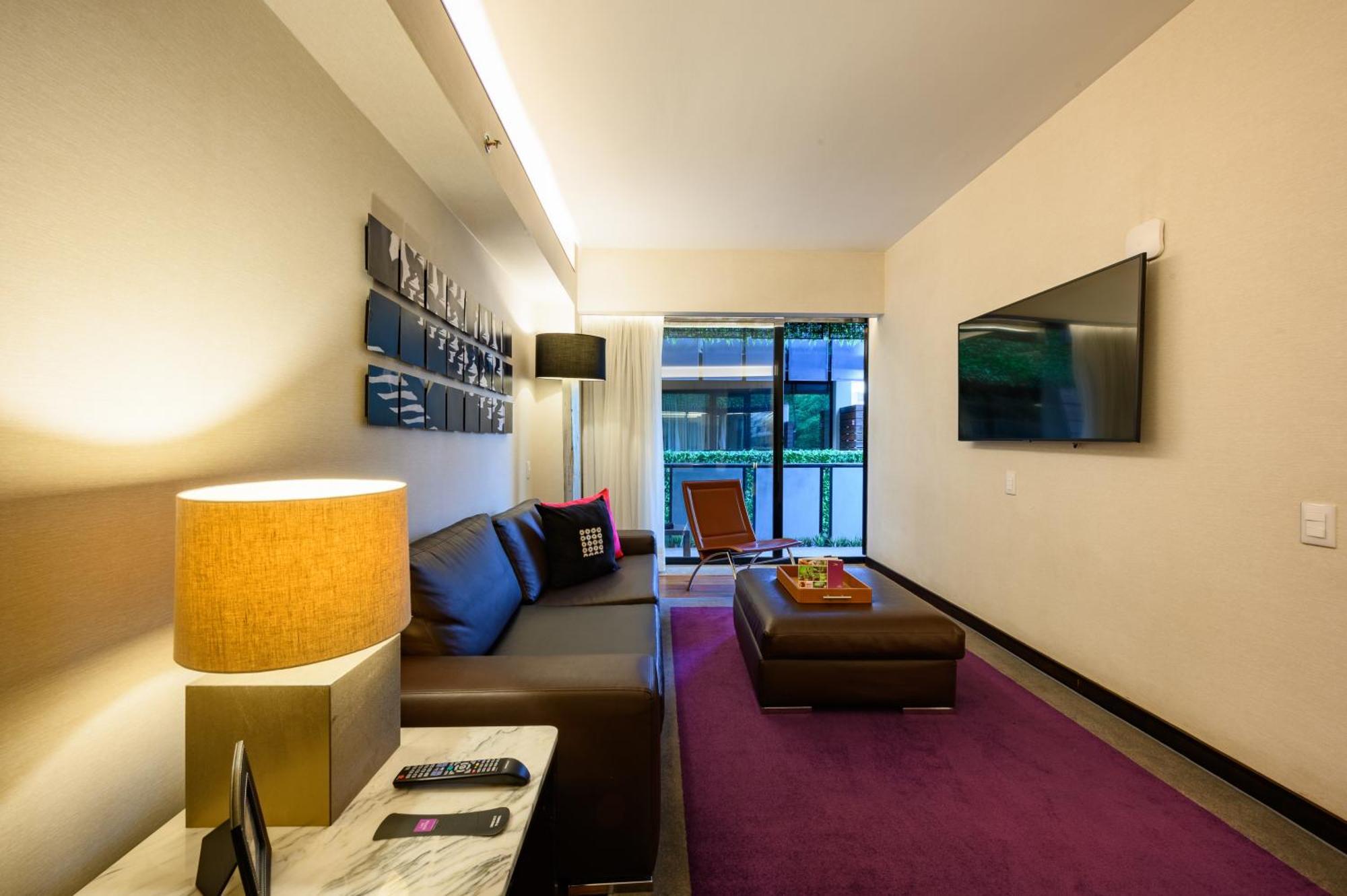 Las Suites Campos Eliseos Мексико Сити Екстериор снимка