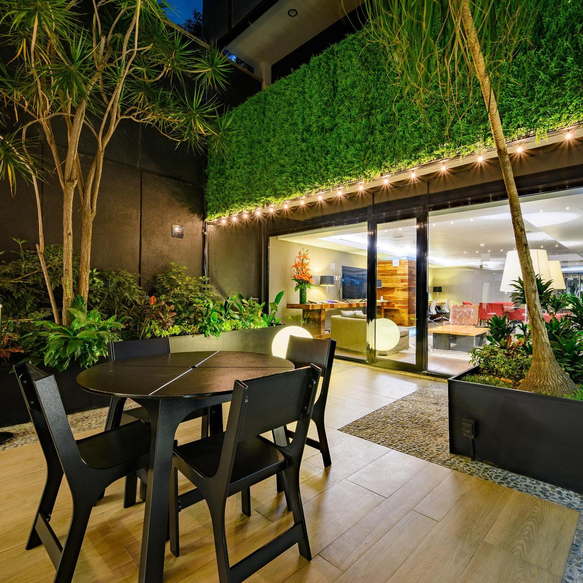 Las Suites Campos Eliseos Мексико Сити Екстериор снимка