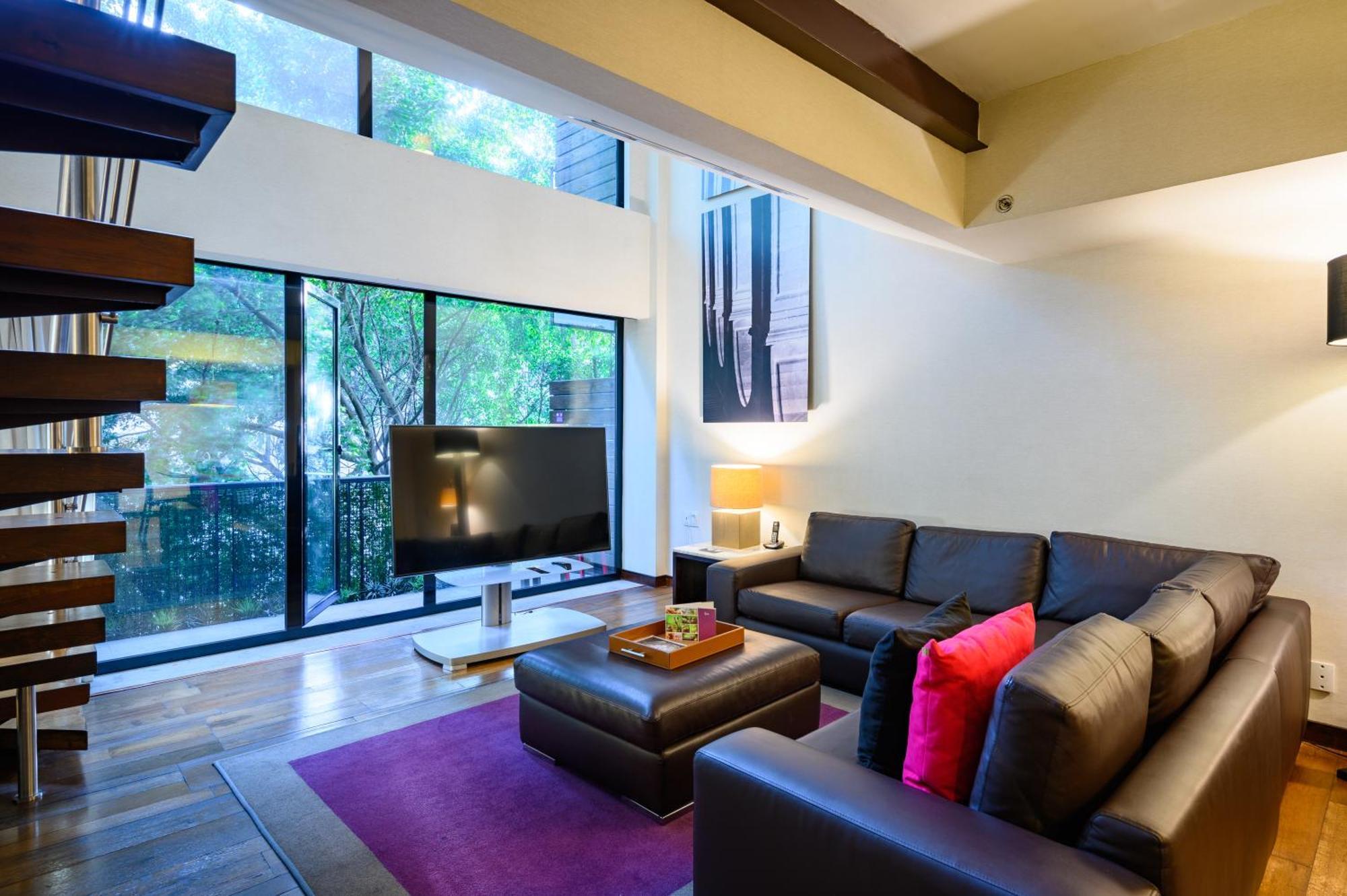 Las Suites Campos Eliseos Мексико Сити Екстериор снимка